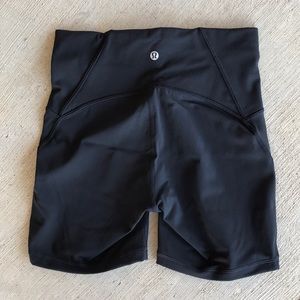Lululemon Train Times Shorts 6”